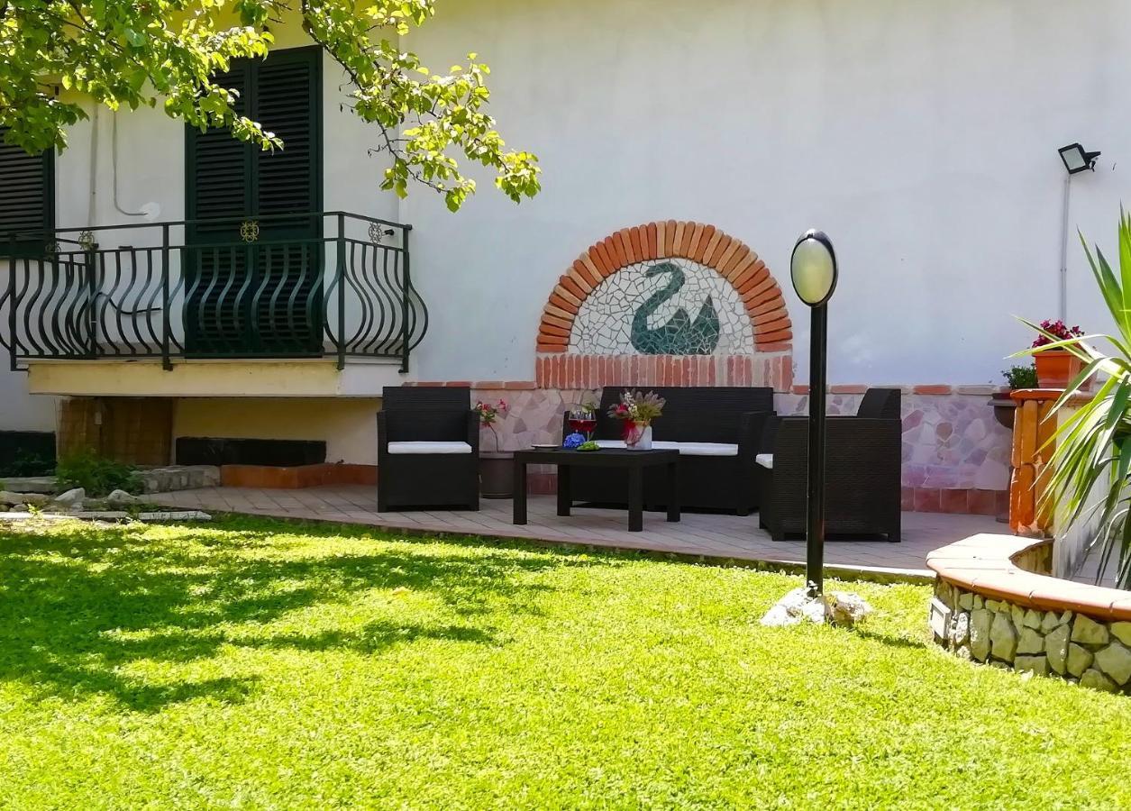 B&B Maison Villa Vittorio Avella Esterno foto