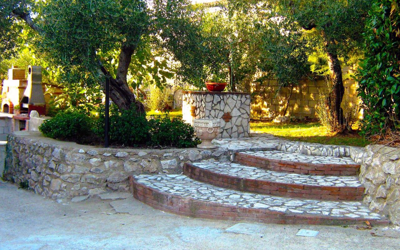 B&B Maison Villa Vittorio Avella Esterno foto