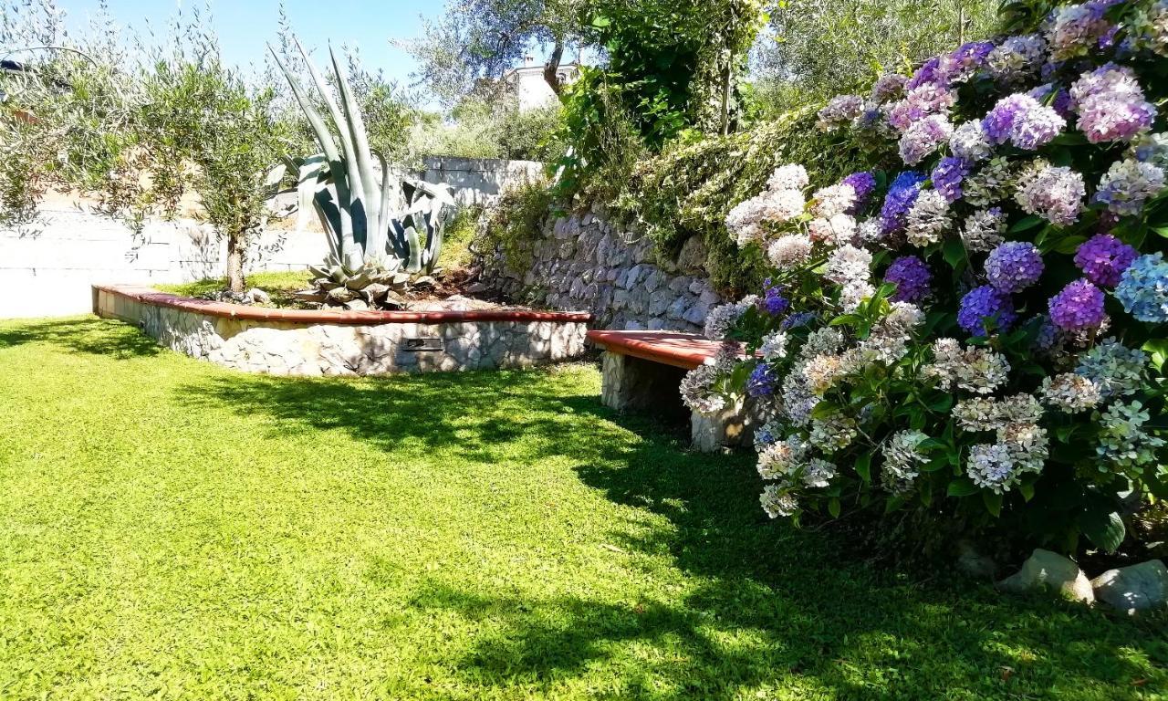 B&B Maison Villa Vittorio Avella Esterno foto